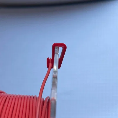 Kẹp giữ sợi nhựa 1.75mm (Filament Clip) giúp chống rối dây cho spool