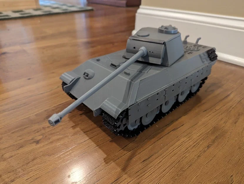 Xe tăng Panther tỉ lệ 1/20 (Another Panther Tank 1/20 scale) - Image 1