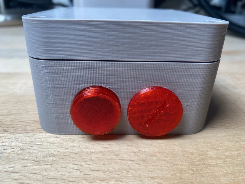 Hộp junction box 4 ngõ vào kèm gioăng (gasket) in 3D - Image 2