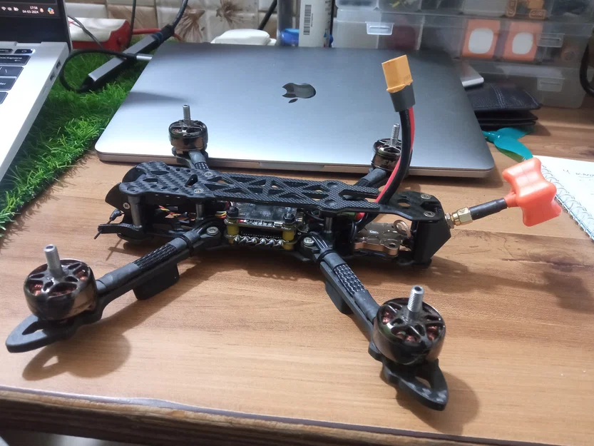 Gá giữ anten VTX cho khung drone GEPRC Mark4 (In 3D chuyên dụng) - Image 7