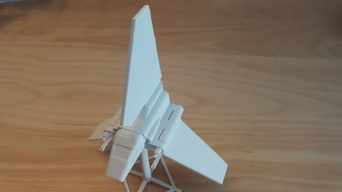 Star Wars Lambda Shuttle (Tàu con thoi Lambda-class của Đế Chế) - Image 1