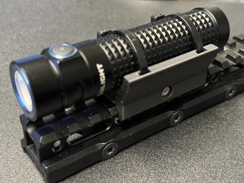 Ngàm gắn Picatinny cho Olight Baton - Image 1