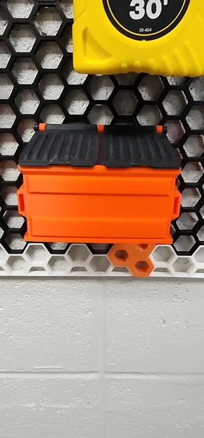 HSW Dumpster: Thùng rác mini độc đáo gắn bảng treo HSW - Image 1