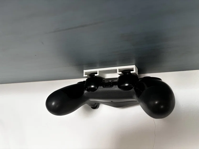 Giá treo tay cầm PS4 gọn gàng, tiết kiệm không gian dưới bàn - Image 2
