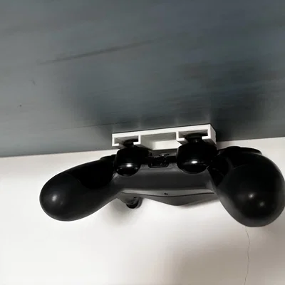 Giá treo tay cầm PS4 gọn gàng, tiết kiệm không gian dưới bàn