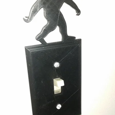 Ốp công tắc đèn gạt Sasquatch (Sasquatch toggle light switch cover)