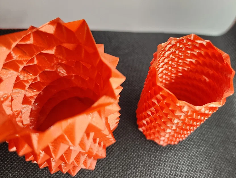 Bình hoa Fibonacci xoắn ốc in 3D: Nghệ thuật toán học cho không gian sống - Image 3