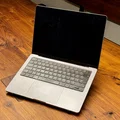 Kệ đỡ Laptop 13–15 inch – Snapfit hoặc dùng dụng cụ - Thumbnail 2