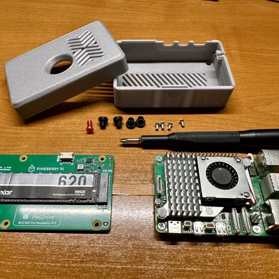 Vỏ tool-less cho Raspberry Pi5 + NVMe HAT (kèm file STEP)