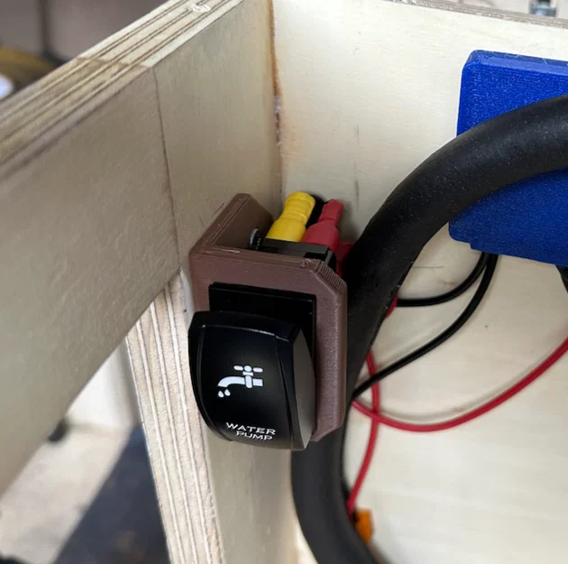 Giá gắn Rocker Switch 12V tùy chỉnh cho bơm nước Campervan - Image 2