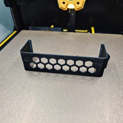 Focusrite Scarlett Solo Gen 4 - Giá treo dưới mặt bàn (Under Desk Mount)