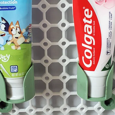 Multiboard - Giá đỡ kem đánh răng (Toothpaste Holder)