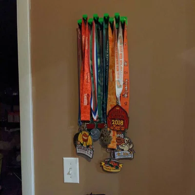 Giá treo huy chương (Medal Holder)