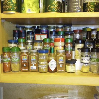 Kệ Gia Vị Tuỳ Chỉnh (Configurable Spice Rack)