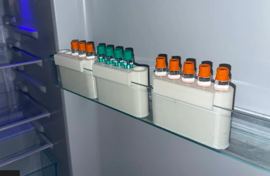 Khay Đựng Ống Tiêm Insulin (Penfill) Gắn Tủ Lạnh Gọn Gàng - Image 1