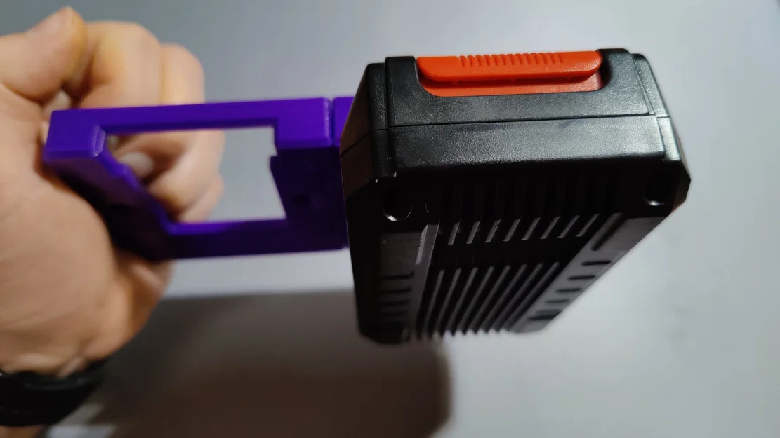 Giá treo pin Einhell chắc chắn gắn tường (Power X-Change) - Image 4