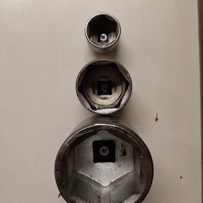 Giá treo tường đầu khẩu 3/8'' (socket wall holder)