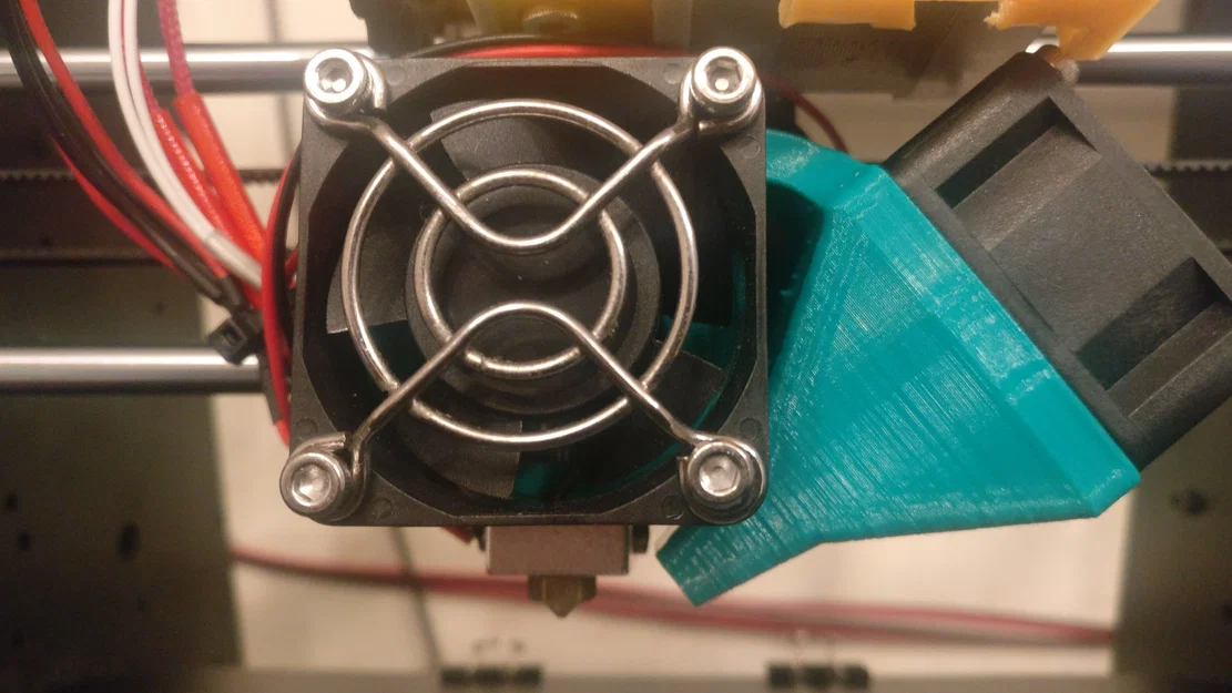 Bản remix quạt làm mát chi tiết in cho Geeetech i3 E3D direct drive extruder - Image 3