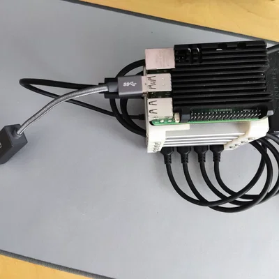 Raspberry Pi NAS - Ngàm gắn Quad SSD