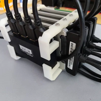 Raspberry Pi NAS - Ngàm gắn Quad SSD