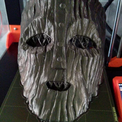 Mô hình mặt nạ Loki (The Mask) vân gỗ in 3D nghệ thuật