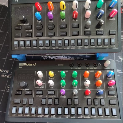 Chân đế cho Roland Aira Compact (S-1, T-8, J-6, E-4)