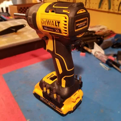 Giá đỡ mũi vít 3D tiện lợi cho máy vặn vít DeWalt DCF887