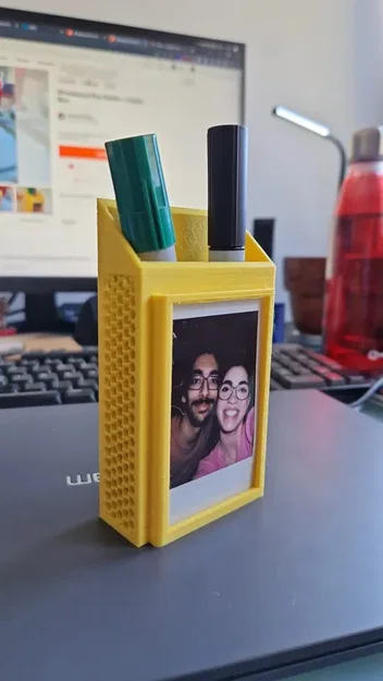 Whiteboard Memories (Instax) và Giá Đỡ Bút (Parametric) - Image 1