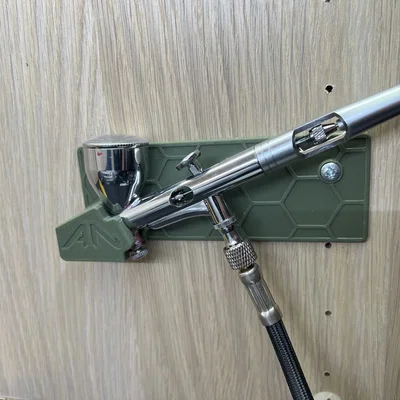 Giá treo Airbrush gắn tường