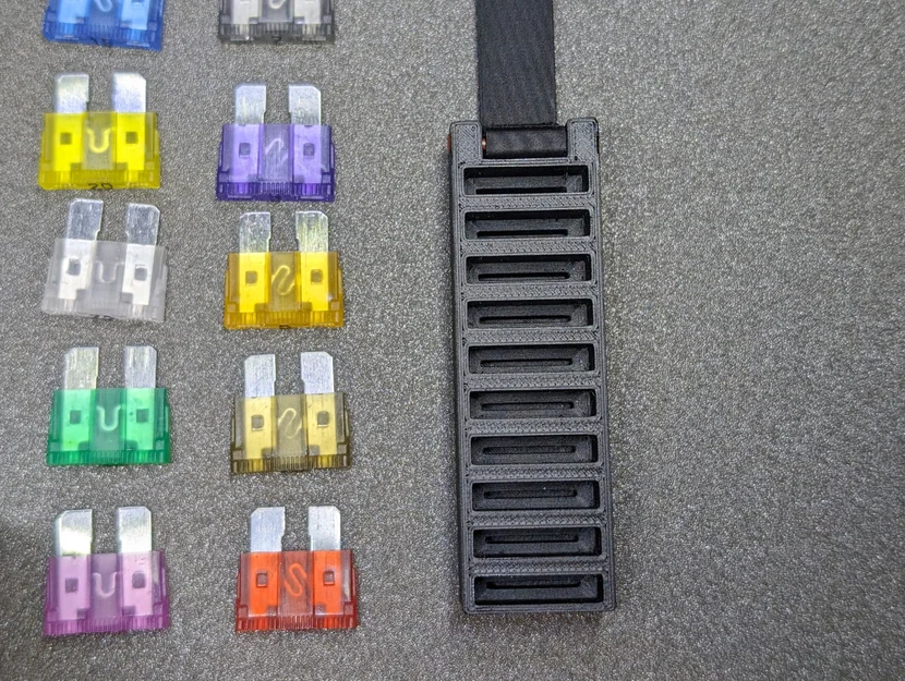 Hộp đựng cầu chì blade có nắp snap lid - Image 5