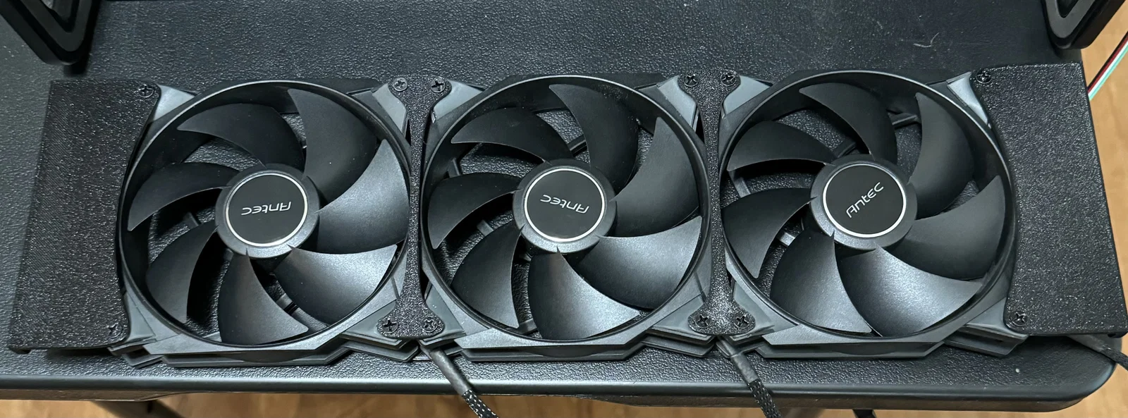 Bộ gắn tường quạt 120mm cho case server Rosewill RSV-R4000U 4U - Image 4