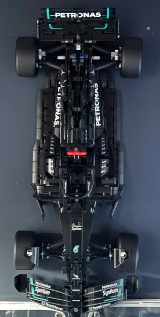 Giá treo tường cho Lego Technic Mercedes-AMG F1 W14 E (42171) - Image 1