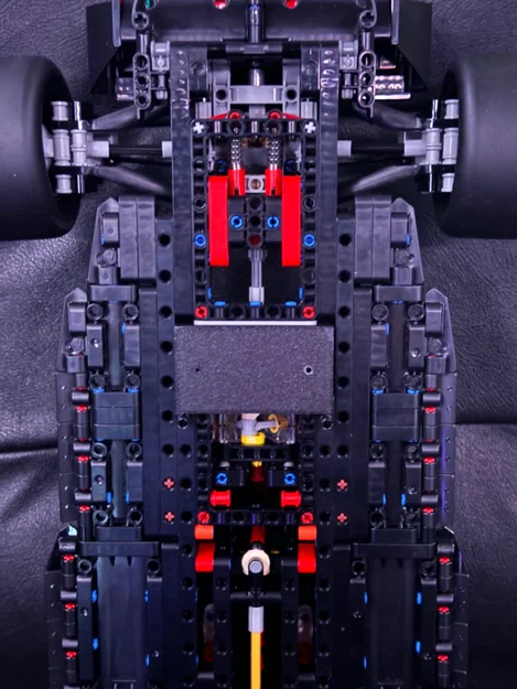 Giá treo tường cho Lego Technic Mercedes-AMG F1 W14 E (42171) - Image 2