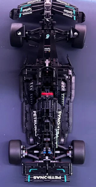 Giá treo tường cho Lego Technic Mercedes-AMG F1 W14 E (42171) - Image 1