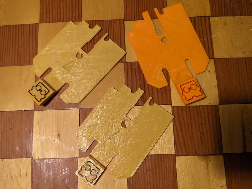 Tấm bảo vệ ổ đĩa Nintendo Famicom Disk System (FDS Protector) - Image 3