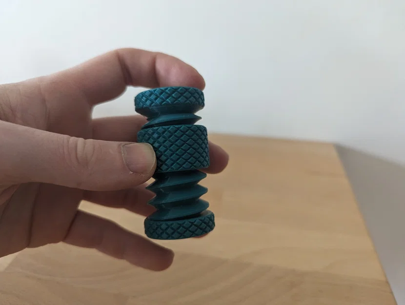 Threaded Fidget – Đồ chơi fidget dạng ren - Image 2