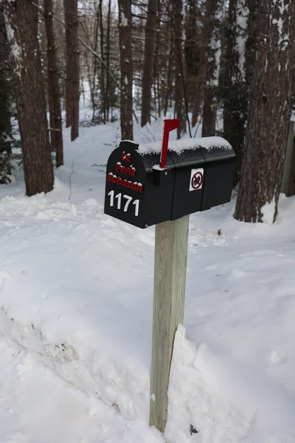Mail Box – Hộp thư chắc chắn, tùy biến mặt trước - Image 1