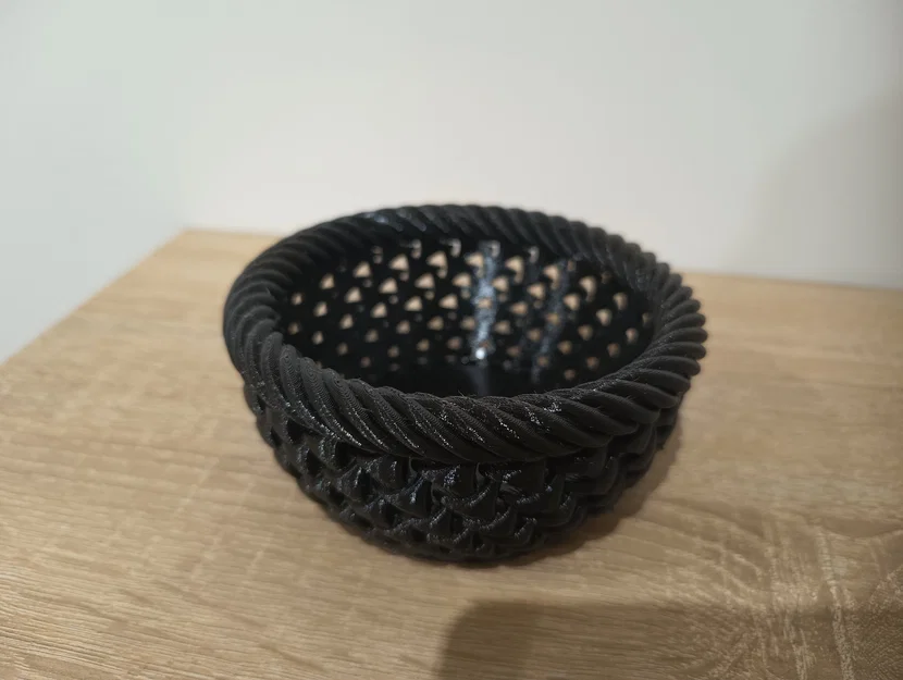 Chiếc bát trang trí đan lưới (Miska) - Mô hình 3D tinh tế - Image 2
