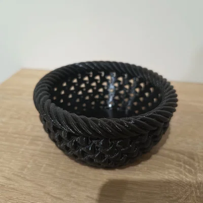 Chiếc bát trang trí đan lưới (Miska) - Mô hình 3D tinh tế