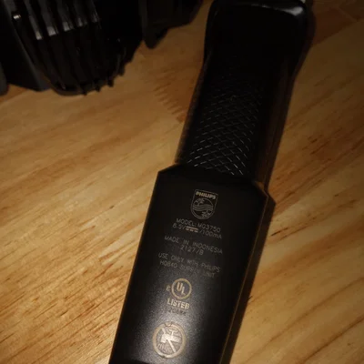 Đế giữ phụ kiện máy tỉa râu Philips Series 3000