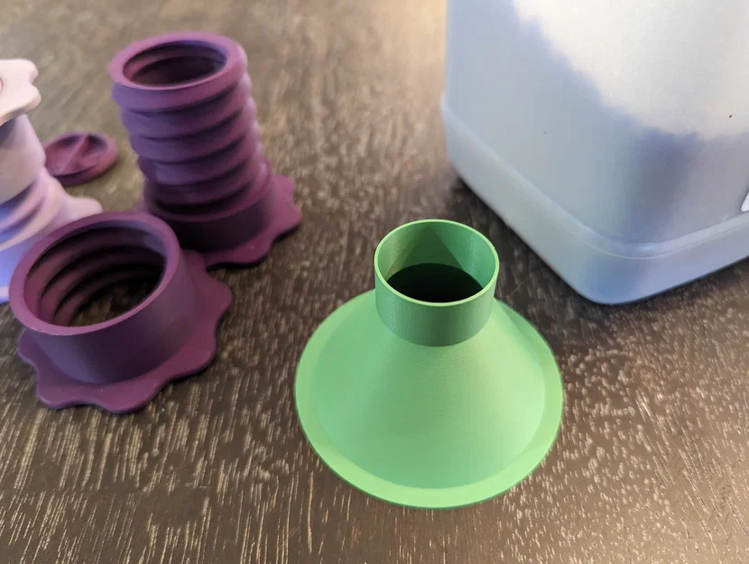 Phễu đổ hạt silica gel cho Adjustable Spool Holder (Filling Funnel) - Image 1