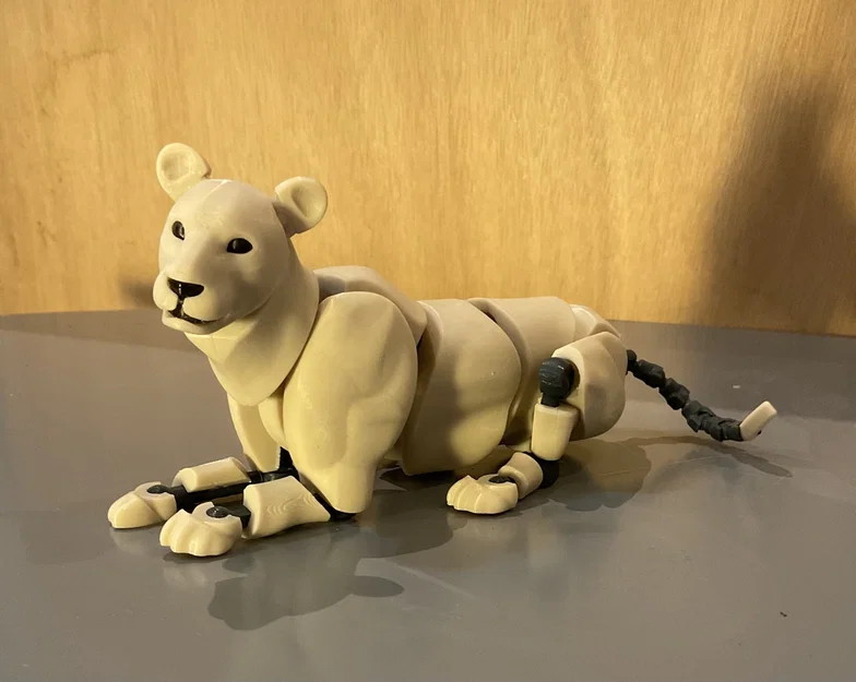 Đồ chơi sư tử tạo dáng (Lion Poseable Toy) - Image 3
