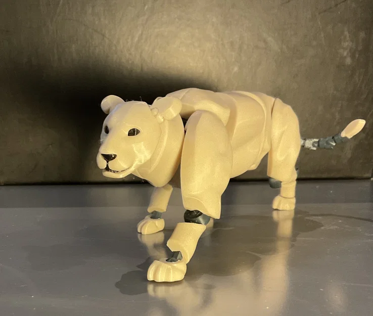 Đồ chơi sư tử tạo dáng (Lion Poseable Toy) - Image 4
