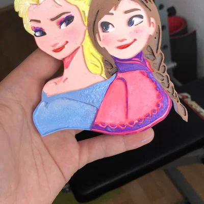 Magnet Elsa và Anna (Frozen) gắn tủ lạnh