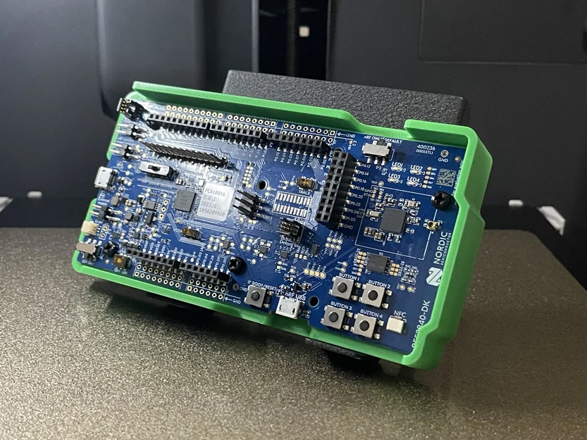 Vỏ bảo vệ 3D cho kit phát triển Nordic nRF52840-DK - Image 1