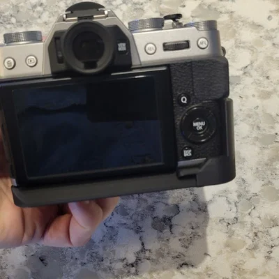 Grip cho Fuji (Fujifilm) X-T20, dùng được cho X-T10 & X-T30 nữa!