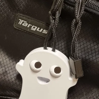 Ghost Whistle – Bé Ma Dễ Thương Có Còi 3 Âm
