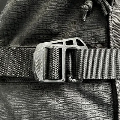 Móc khóa G-Hook đa năng cho dây đai bản 1 inch (in 3D)