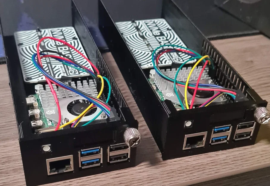 Vỏ Raspberry Pi 5 + Pimoroni NVMe Base (Rack 1U Modular Trays) - Image 1
