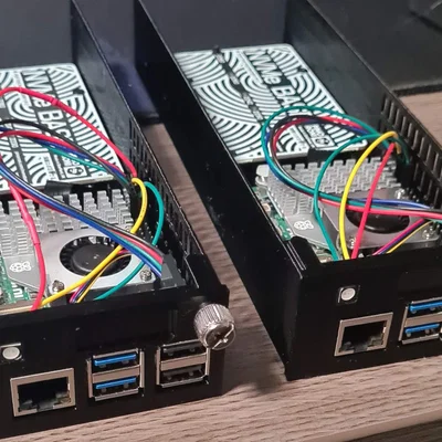 Vỏ Raspberry Pi 5 + Pimoroni NVMe Base (Rack 1U Modular Trays)